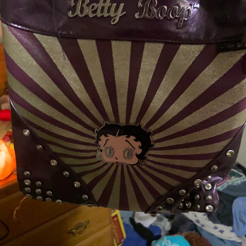 BETTY BETTY BOOP